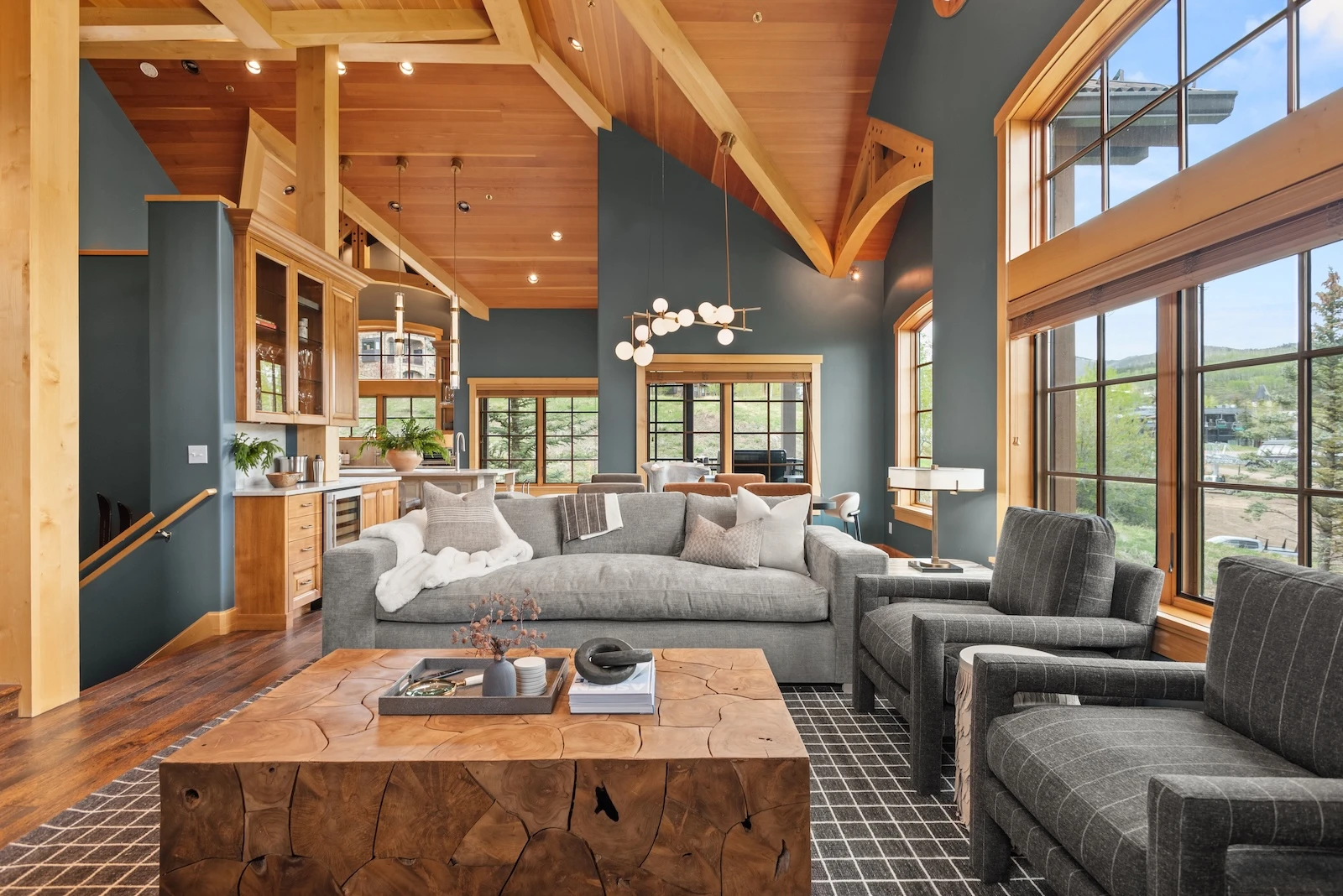 Smart Vacation Property Ideas for Passive Income