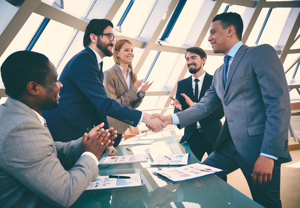 Essential Business Contract Clauses for Safer Deals